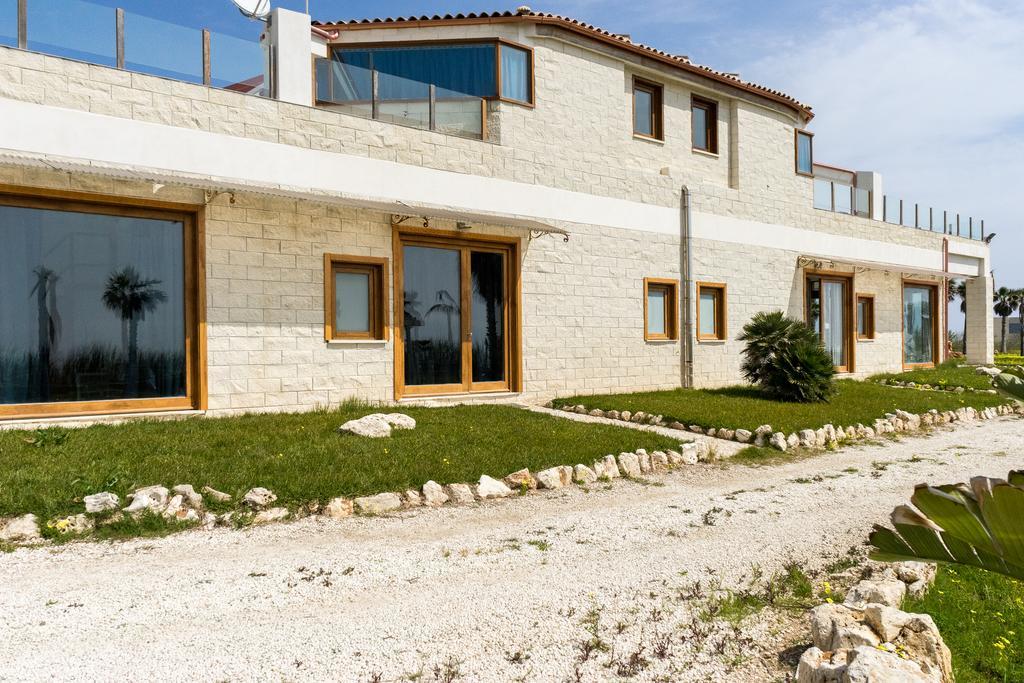Lalena'S Garden Otel Portopalo Di Capo Passero Dış mekan fotoğraf